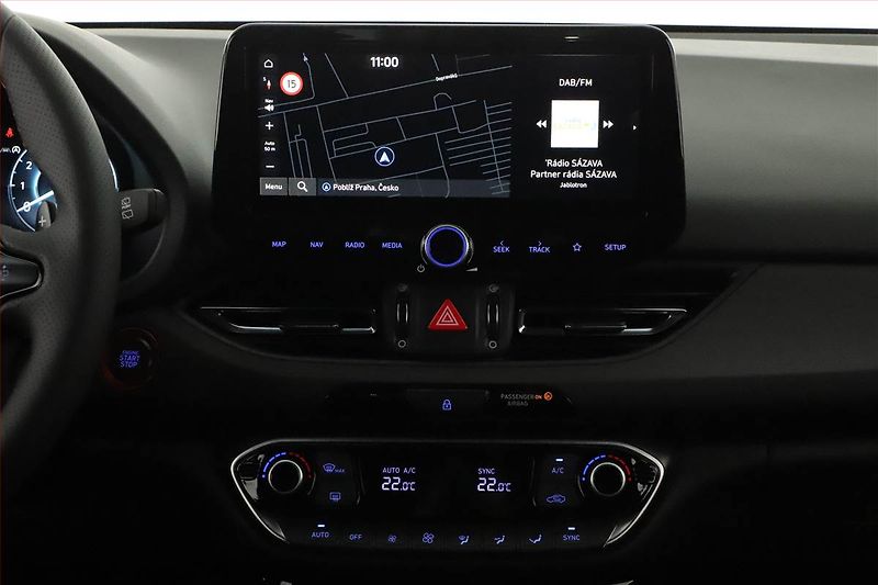 Hyundai i30 (2025) 1.5 T-GDI MHEV 48V, N- Line - fotka 7 z 12