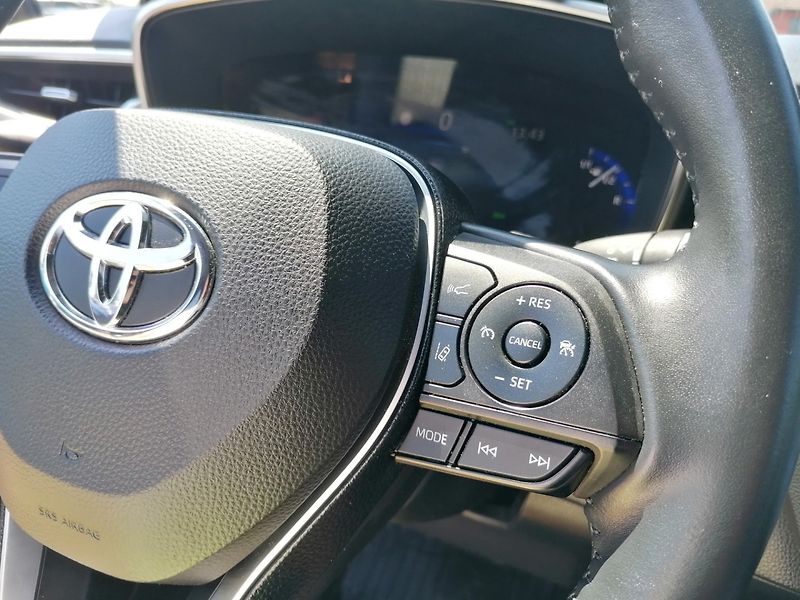 Toyota Corolla (2021) 2.0 Hybrid Style 112kW - fotka 22 z 30
