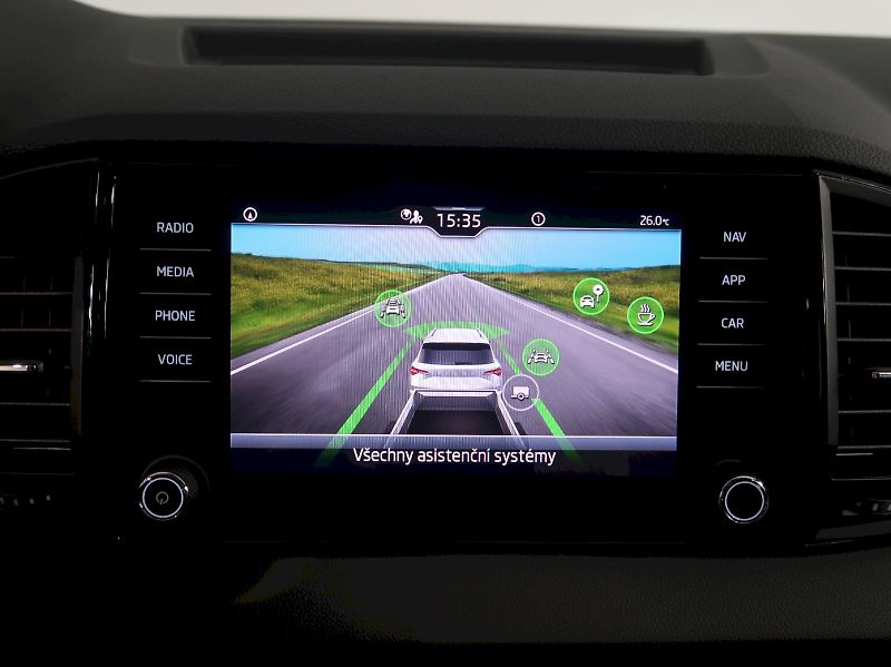 Škoda Karoq (2025) SELECTION 2.0TDI 85KW TAŽNÉ - fotka 29 z 40
