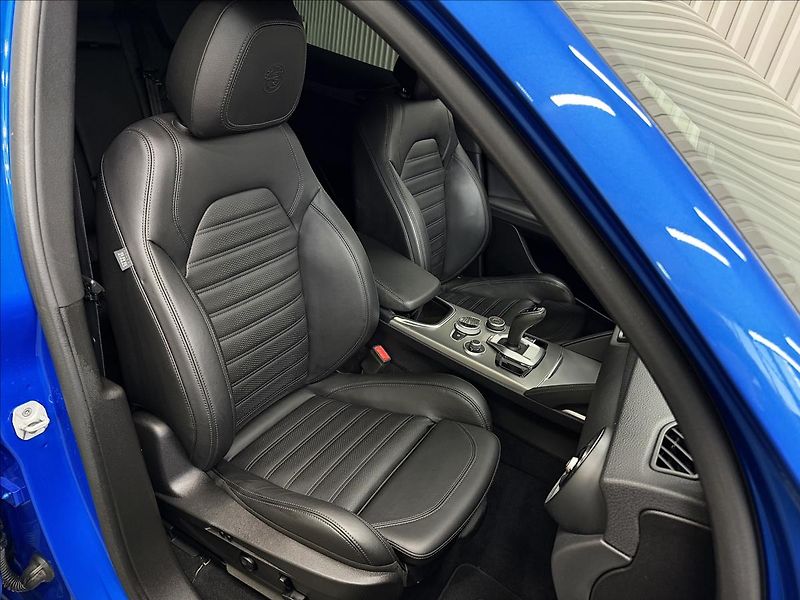 Alfa Romeo Stelvio VELOCE 154kW Q4 - fotka 42 z 44