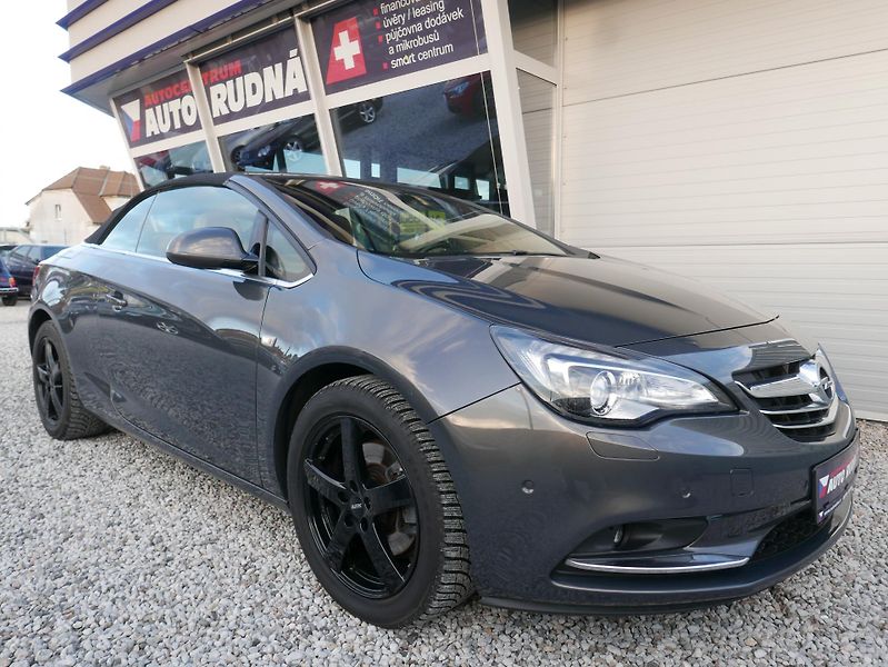 Opel Cascada 1,4 Turbo Cosmo REZERVACE - fotka 7 z 45