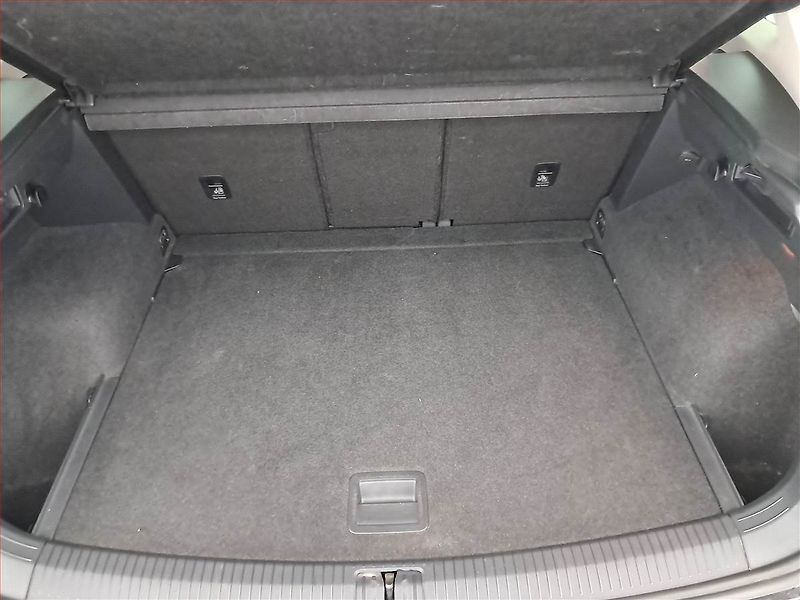 Volkswagen Tiguan (2016) 2.0 TDI, Serv.kniha, Navi - fotka 14 z 19