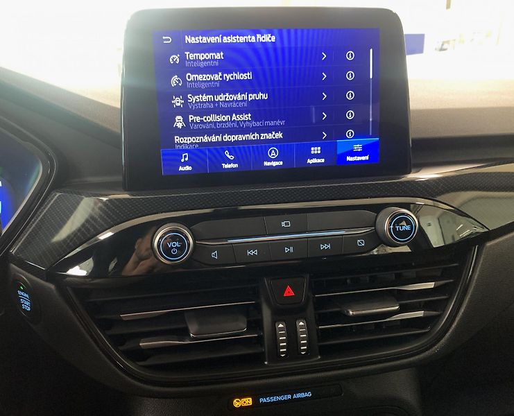 Ford Kuga ST-Line X PHEV, ČR, 1.MAJ - fotka 20 z 28