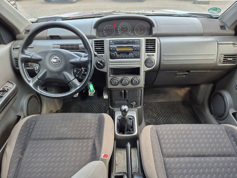 Nissan X-Trail 2.2dCi 100kW 4x4, tažné, webas - fotka 12 z 29