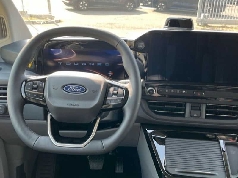 Ford Tourneo Custom 2.0D,125KW,CZ,DPH,1.MAJ - fotka 9 z 28