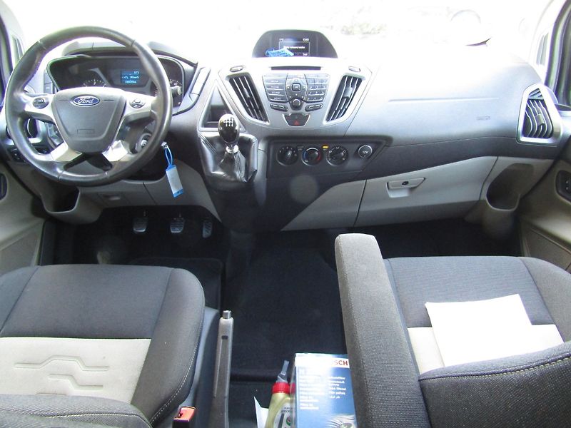 Ford Transit Custom (2016) 2.0 TDCi96kW BEZ KOROZE - fotka 27 z 28
