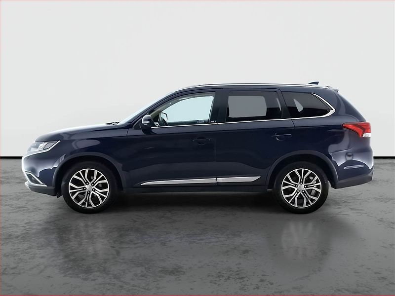 Mitsubishi Outlander (2017) 2.2 DI-D, 4X4, Automat - fotka 3 z 17