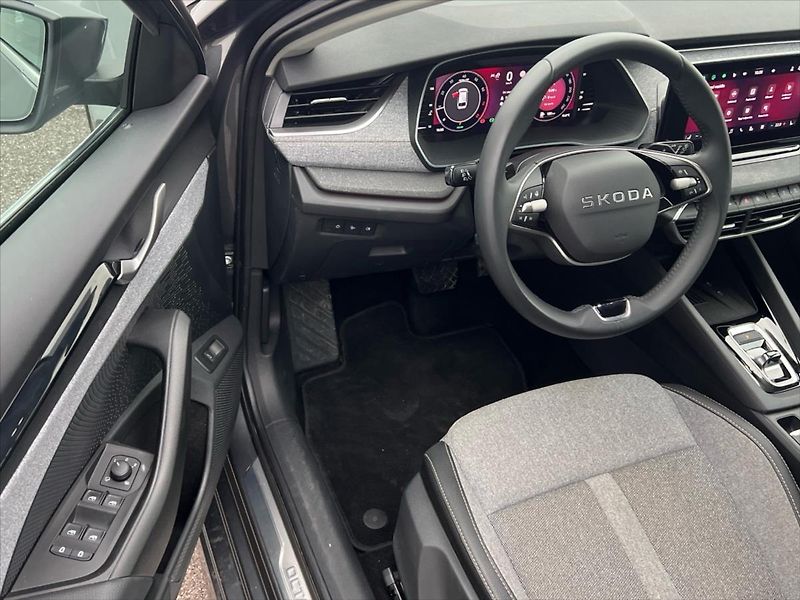 Škoda Octavia 1,5 TSi 110kW 7DSG MHEV TOP SE - fotka 10 z 27