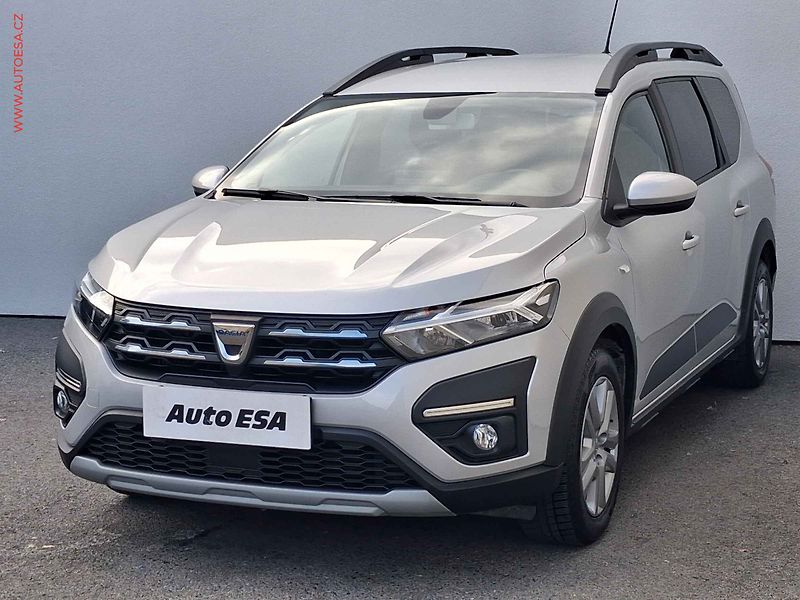 Dacia Jogger (2022) 1.0TCe, AC, TZ, park.čidla - fotka 3 z 16