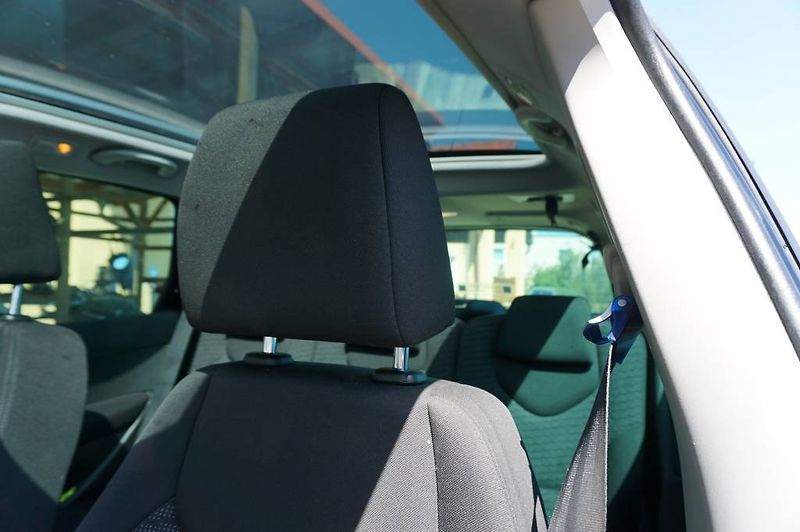 Peugeot 308 (2010) 1,6 HDI  nové v ČR - fotka 15 z 24