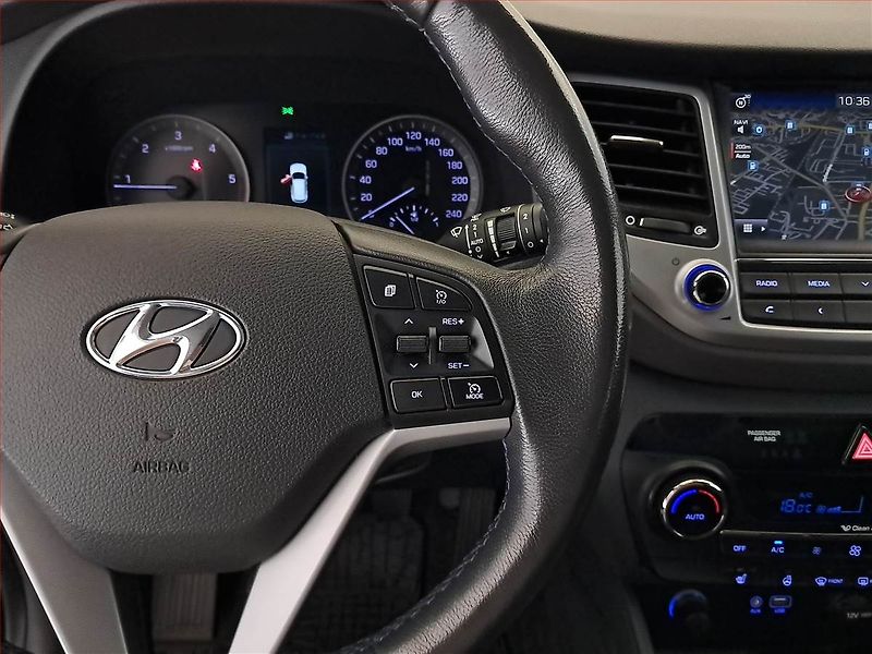 Hyundai Tucson (2015) Style 2.0 CRDi, 4X4 - fotka 19 z 22