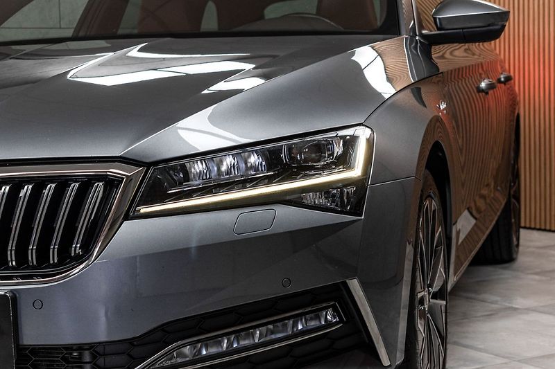 Škoda Superb TDI 147kW L&K 4x4*DPH*ČR 1.MAJ - fotka 43 z 48