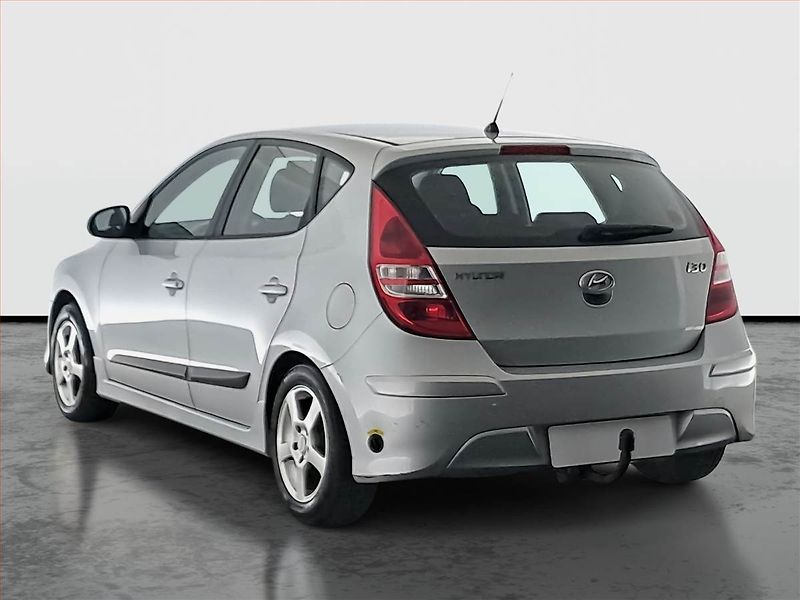 Hyundai i30 (2011) 1.4 CVVT, LPG, ČR,1.maj - fotka 4 z 17