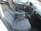 Audi A3 (2011) 2.0 TDI, 4X4, Navi - náhled 9