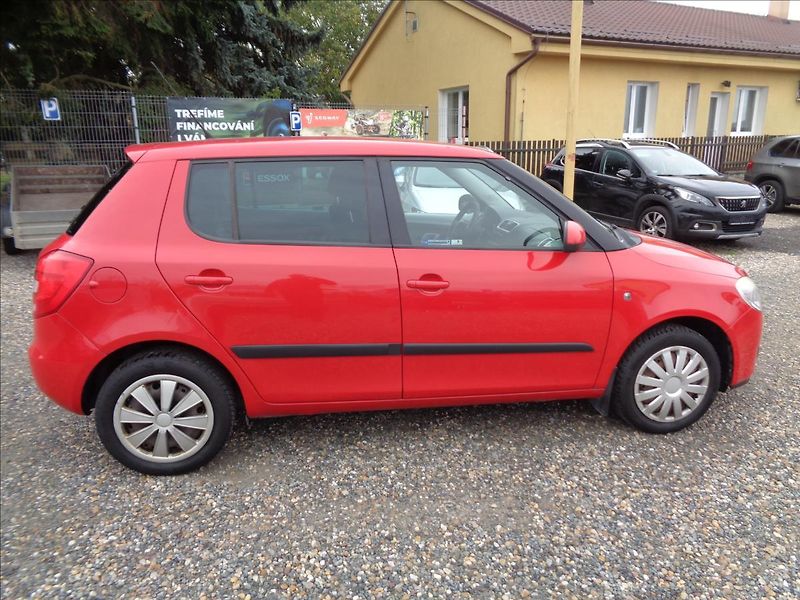 Škoda Fabia 1,2 - fotka 8 z 17