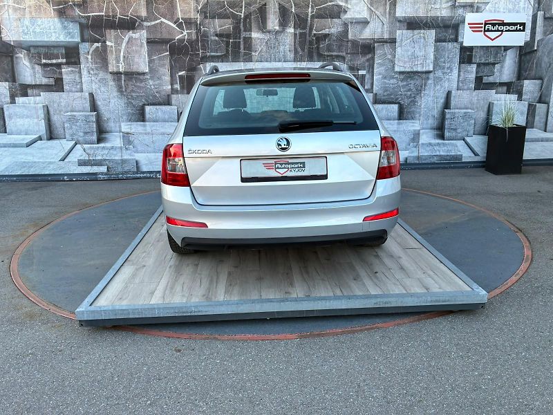 Škoda Octavia (2016) 1.6TDi, 81KW, TEMP., VYHŘ. SED - fotka 7 z 26