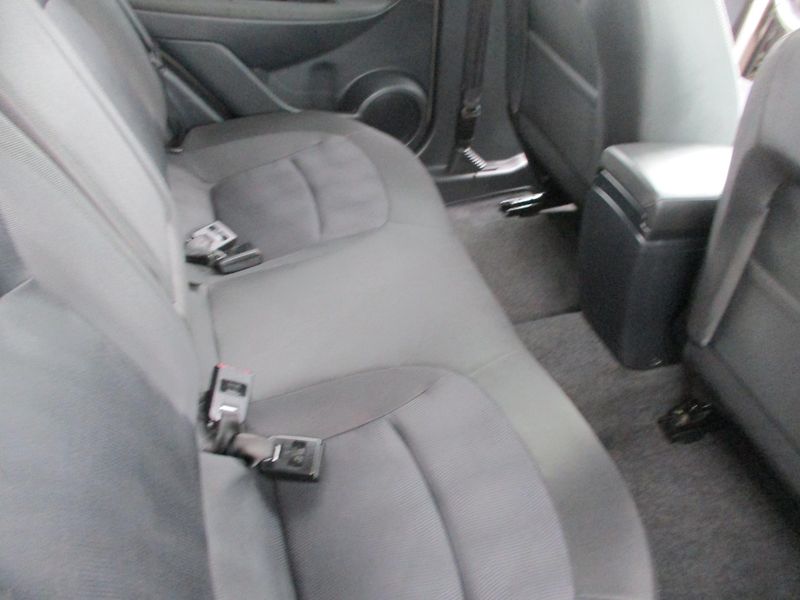 Nissan Qashqai (2013) 1,6i - fotka 7 z 11