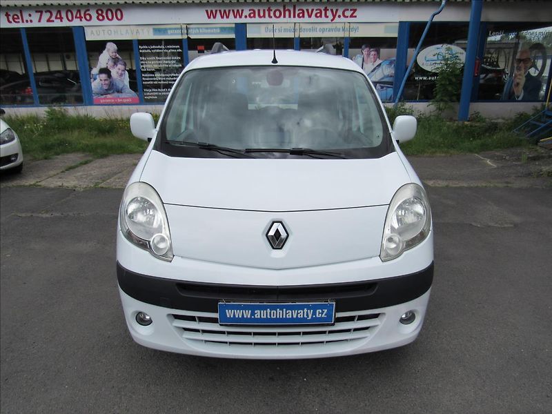 Renault Kangoo 1,5 DCi 63KW 5míst - fotka 2 z 29