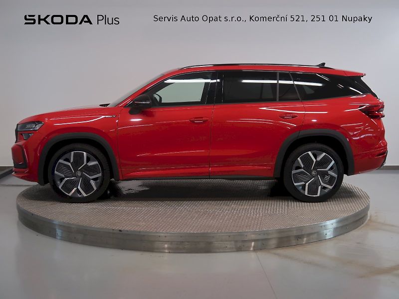 Škoda Kodiaq (2026) SPORTLINE 2.0TDI 142KW 4x4 DSG - fotka 3 z 50