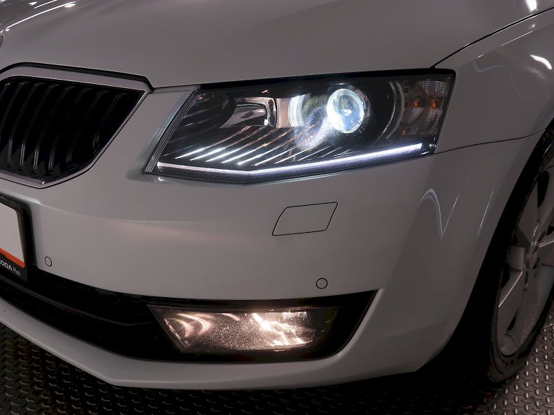 Škoda Octavia (2014) ELEGANCE 1.4TSI 103KW - fotka 10 z 33