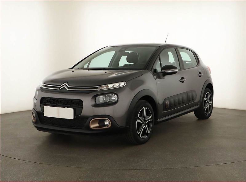 Citroën C3 (2020) 1.2 PureTech, Tempomat - fotka 2 z 17