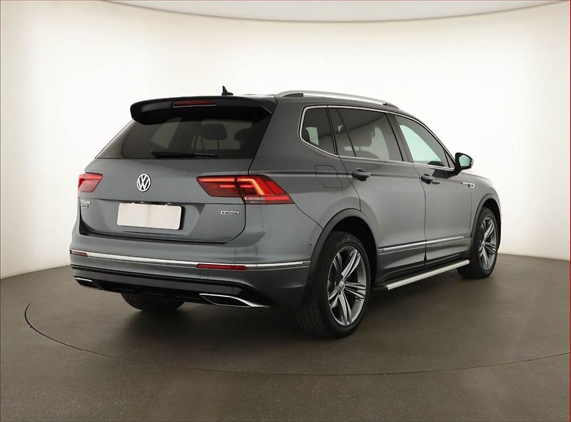Volkswagen Tiguan Allspace (2020) R-Line 2.0 BiTDI - fotka 5 z 19
