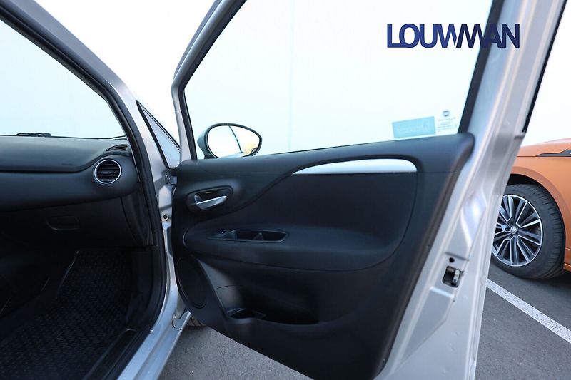 Fiat Punto - fotka 14 z 23