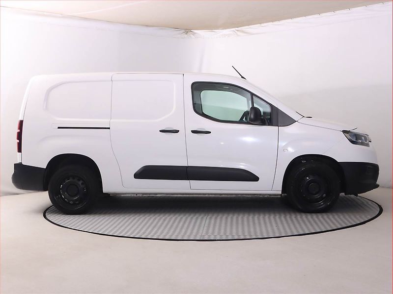 Toyota ProAce City (2020) Maxi 1.5 D-4D, 3Místa, SR, DPH - fotka 6 z 15