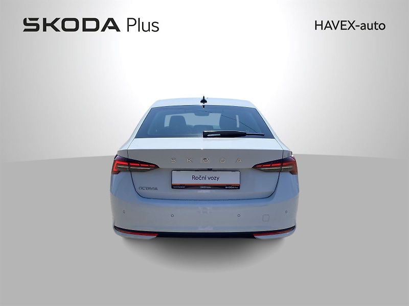 Škoda Octavia (2025) 1.5 TSI M-HEV DSG Top Selectio - fotka 34 z 34