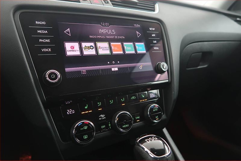 Škoda Octavia (2020) 2.0 TDI, Automat, Tempomat - fotka 12 z 22