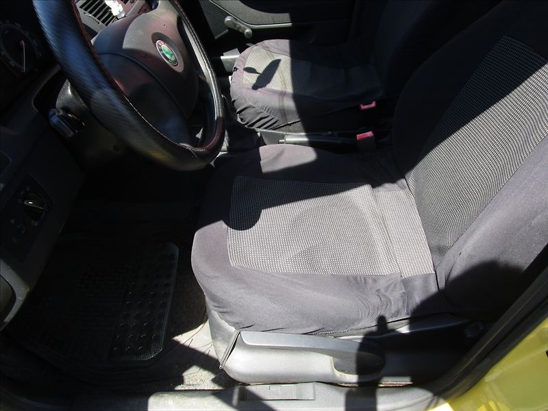Škoda Fabia 1.2HTP - fotka 11 z 37