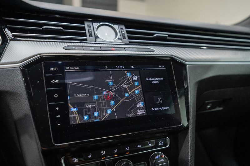 Volkswagen Arteon 2.0 TDI R-Line 140 kW - fotka 14 z 34