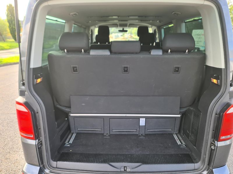 Volkswagen Multivan (2016) T6 2.0 TDi 110-KW DSG POSTEL S - fotka 27 z 35
