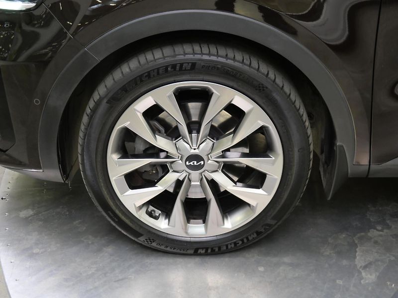 Kia Sorento - fotka 9 z 27