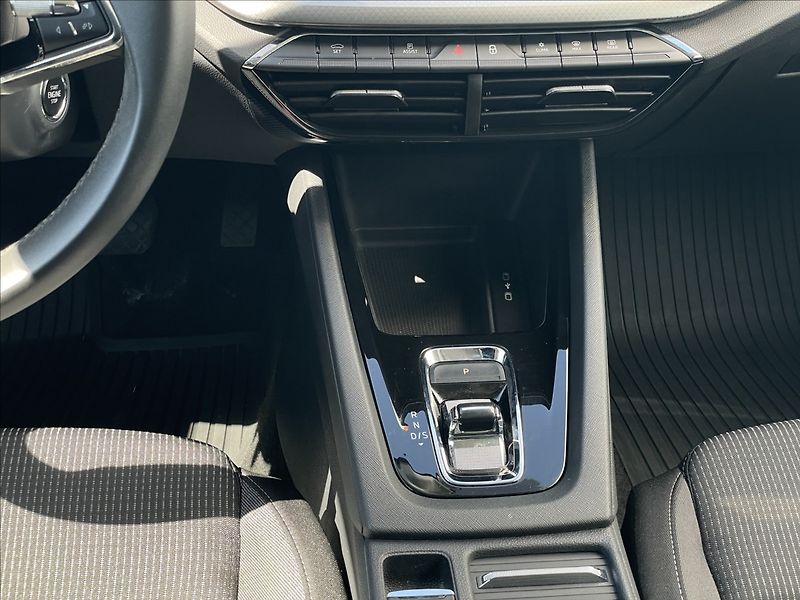 Škoda Octavia 2,0 TDI DSG Ambition Plus LED - fotka 13 z 24
