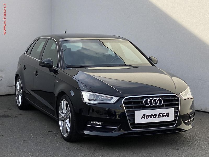 Audi A3 (2016) 1.8 TFSI, S-line, bixen, TZ - fotografie inzerátu
