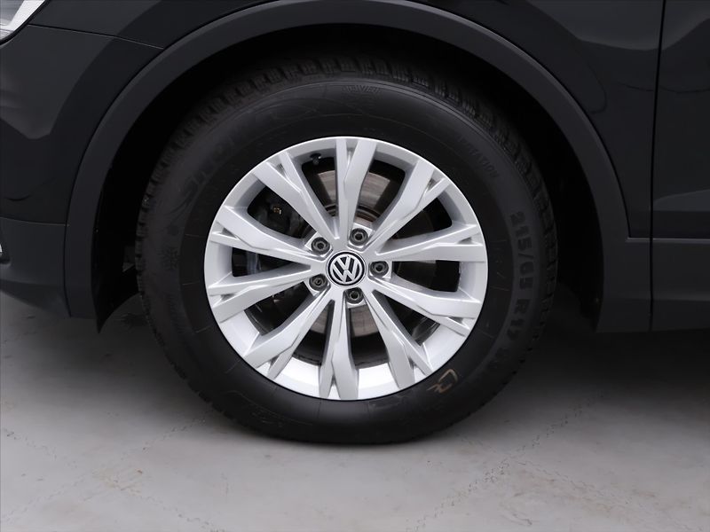 Volkswagen Tiguan 2,0 TDI 110kW DSG Navi Tažné - fotka 20 z 27