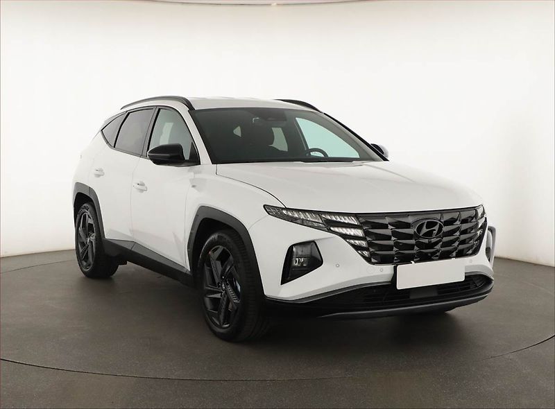 Hyundai Tucson (2024) 1.6 T-GDI 48V MHEV - fotka 1 z 27