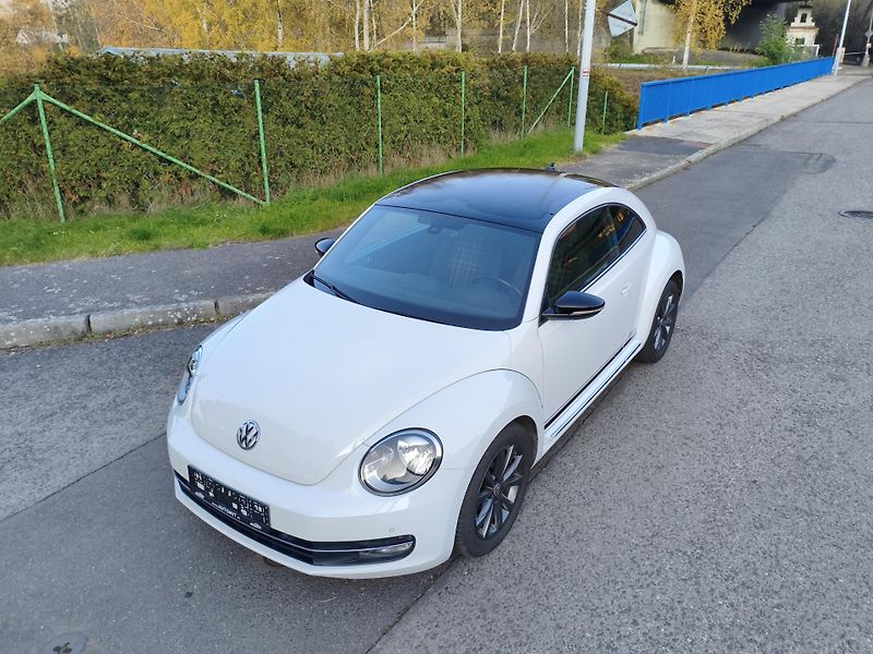 Volkswagen Beetle (2015) 1,2 TSI Club - fotka 11 z 33