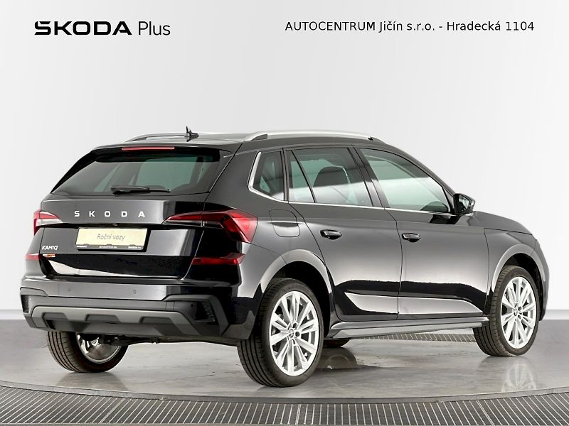 Škoda Kamiq (2025) 1.0TSI 85kW Top Selection - fotka 2 z 31
