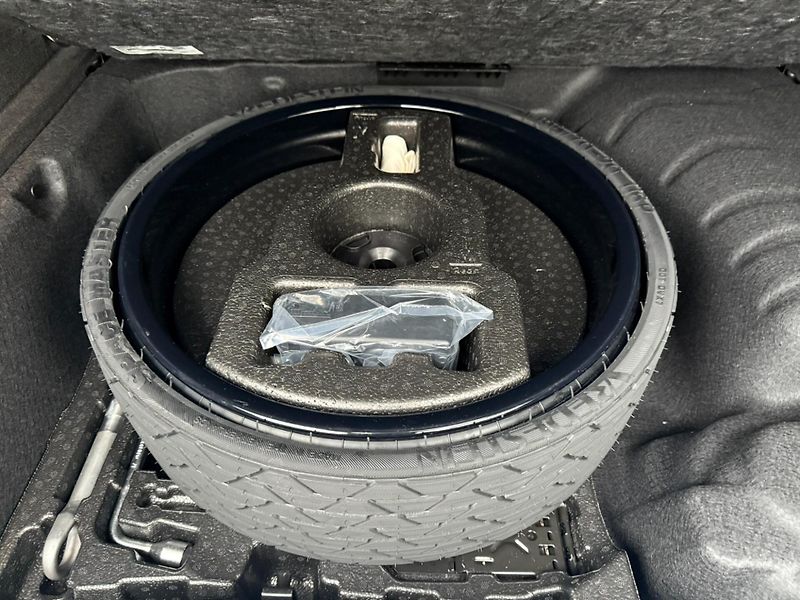 Mercedes-Benz GLE (2024) 450 D 4MATIC kupé - fotka 32 z 34