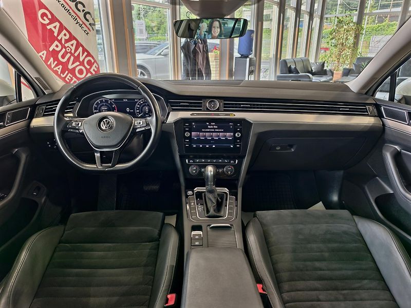Volkswagen Passat 1.5 TSi DSG HIGHLINE, LED, DPH - fotka 9 z 25