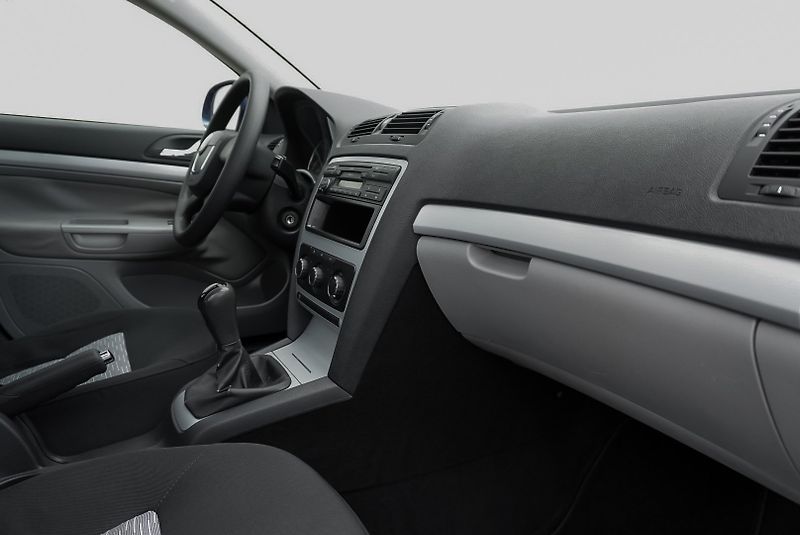 Škoda Octavia 1.4 MPI AMBIENTE - fotka 19 z 26