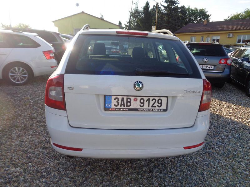 Škoda Octavia 2,0 TDI - fotka 5 z 12