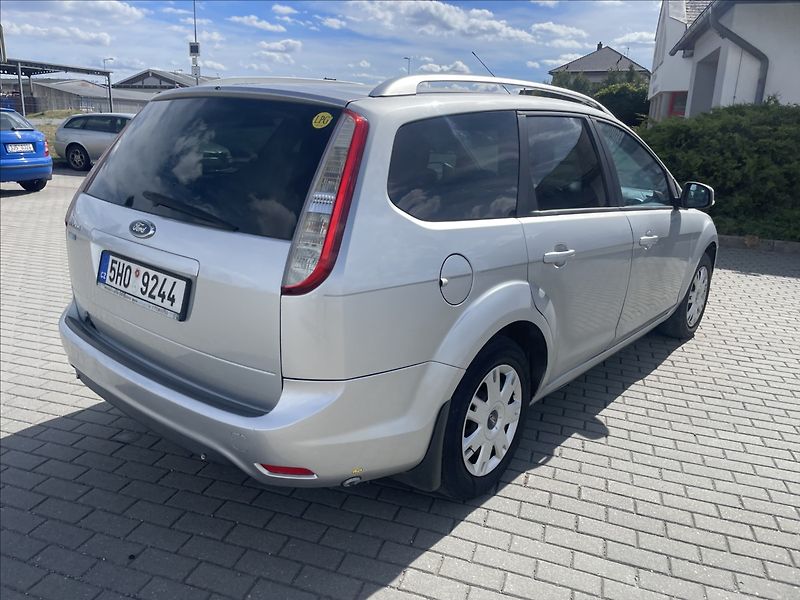 Ford Focus 1,8 i 16V 92kw LPG Titanium - fotka 4 z 29