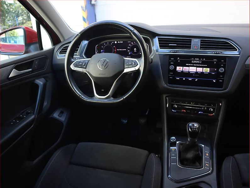 Volkswagen Tiguan (2021) 1.5 TSI - fotka 7 z 22