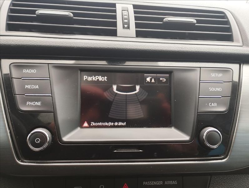 Škoda Fabia 1,2 TSi 66KW 100%KM - fotka 13 z 19