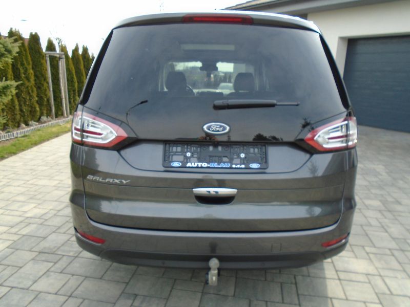 Ford Galaxy 2,0EcoBlue 140kW AWD Vignale  - fotka 6 z 50