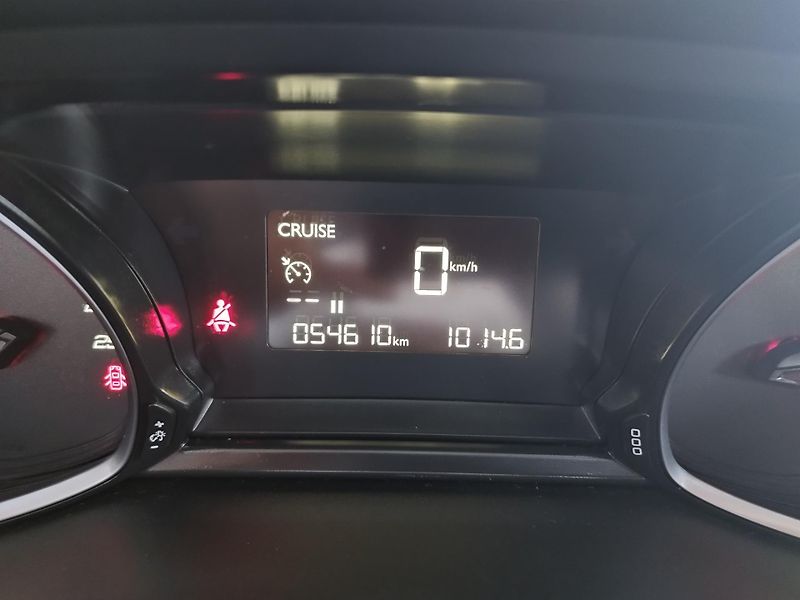Peugeot 308 (2018) 1,2I,81KW,1.ROK ZÁRUKA,NAJ.54t - fotka 26 z 36