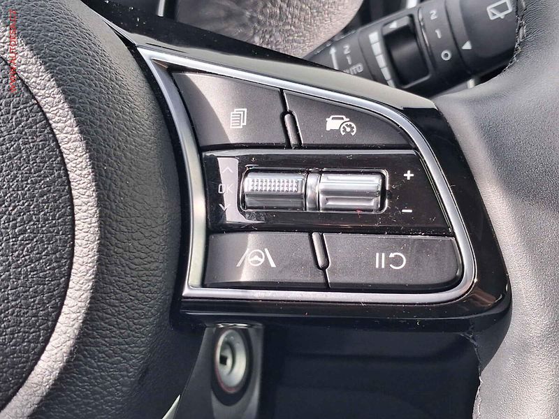 Kia Ceed (2022) 1.5 T-GDi SW, 2.maj,ČR, TOP - fotka 14 z 19